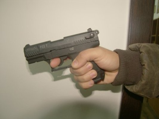 Pistolarul din Constanţa, zis Fane Chioru, pleacă în Germania, să se opereze
